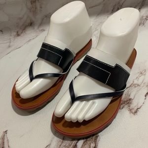 Women's Hunter Black White Leather Thong Sandals